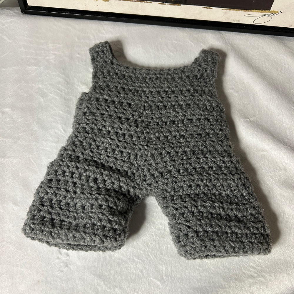 Crochet Teddy Bear with Grey overalls - Handmade - Picture 4 of 4